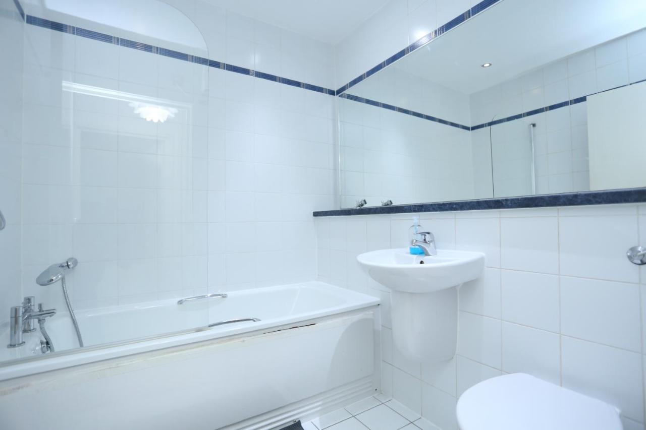 Gorgeous 2 Bedroom 2 Bathroom Woolwich London Ngoại thất bức ảnh